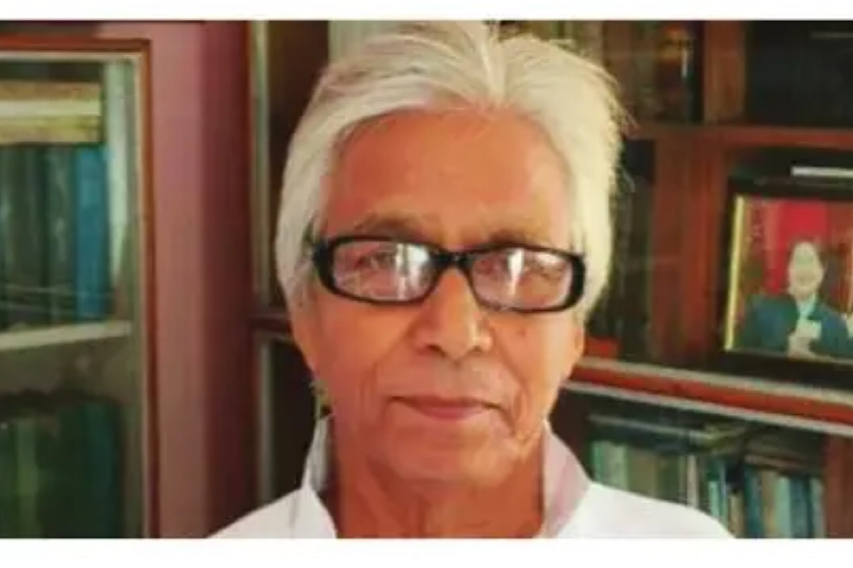 Author Parimal De returns Banga Ratna Award