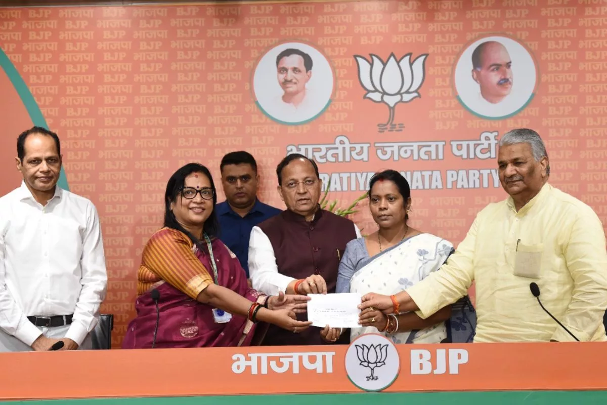 Former BJD MP Mamata Mohanta joins BJP