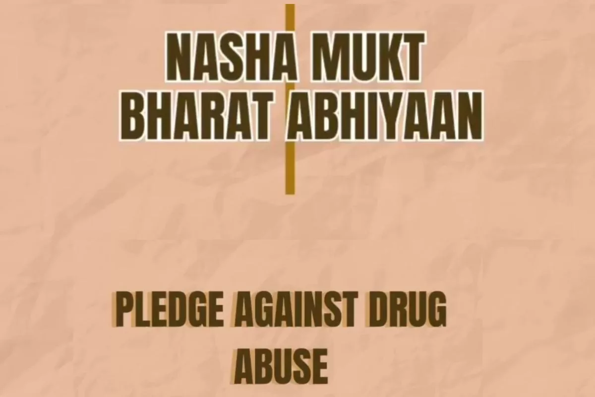 Mass pledge against drugs during Nasha Mukt Bharat Abhiyan in Delhi