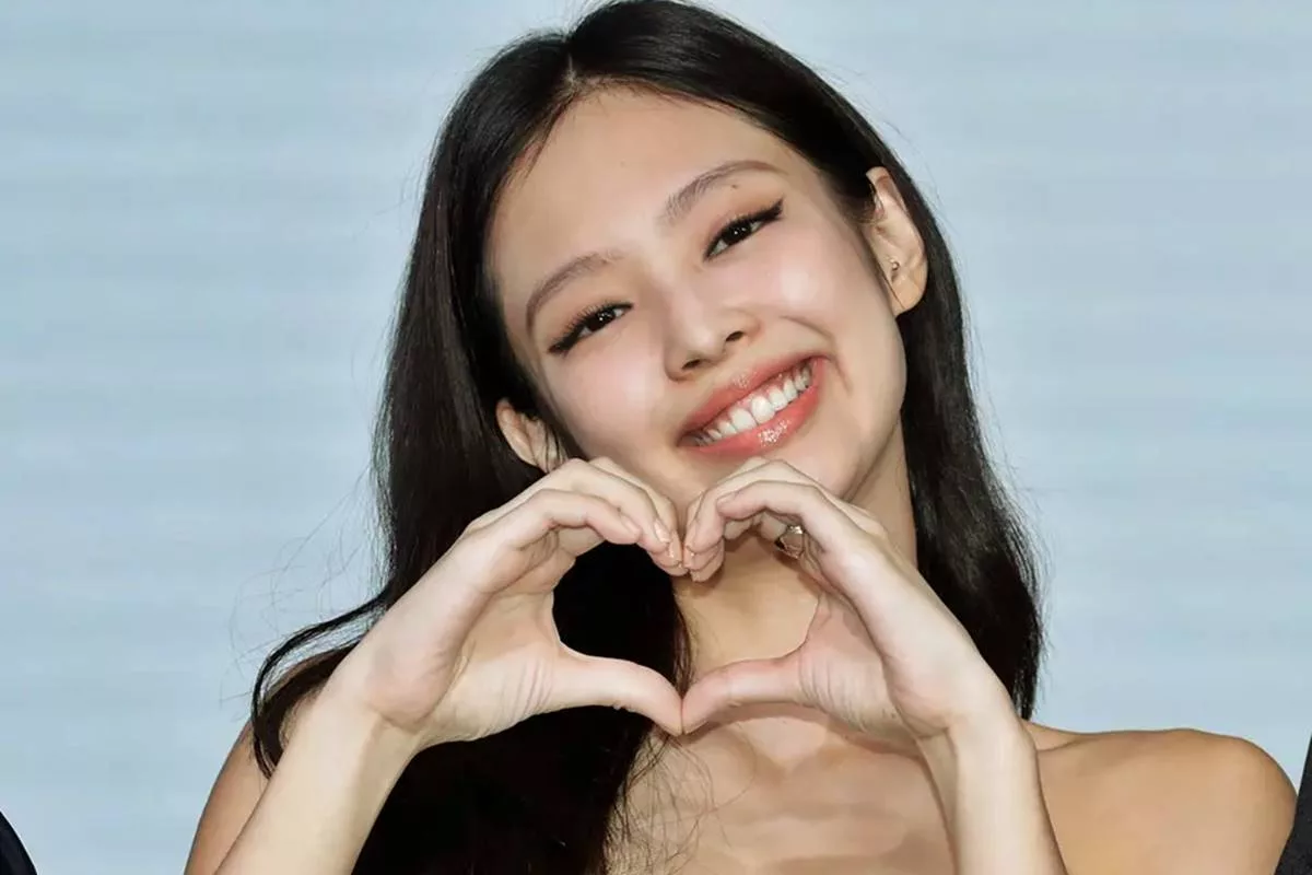 BLACKPINK’s Jennie dominates global charts with ‘Love Hangover’