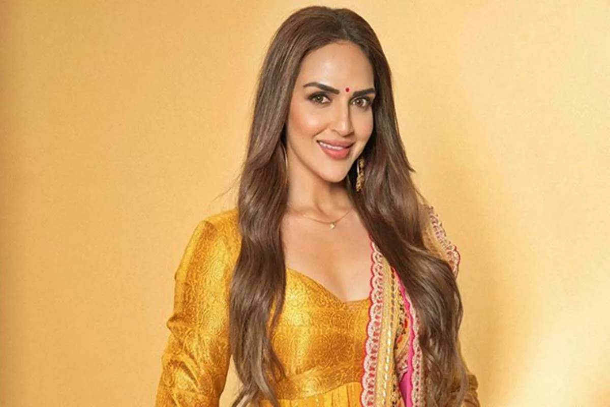 Esha Deol on conservative upbringing and menstrual taboos at home