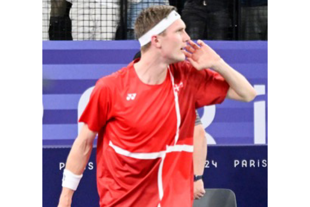 Hong Kong Open: Denmark’s Axelsen beats local hero Ng Ka Lang