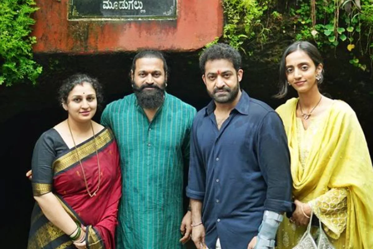 Rishab Shetty, Pragathi, Jr NTR visit Keshavanatheshwara temple