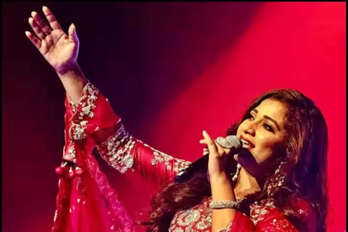 Shreya Ghoshal postpones Kolkata concert amid protests