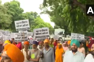 BJP Sikh Prakoshth protests outside Rahul Gandhi’s residence