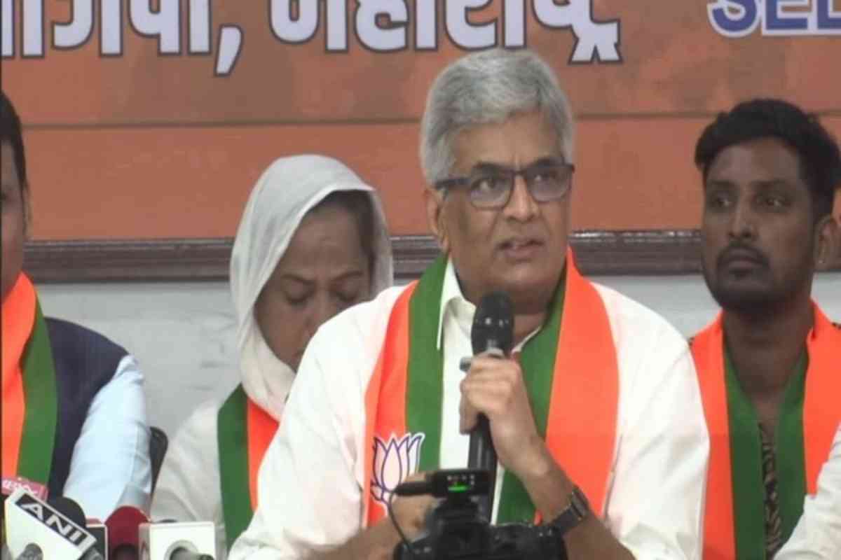 Mumbai: Congress leader Ravi Raja resigns from Congress, set to join BJP