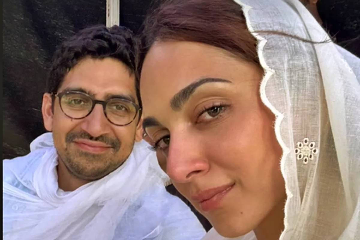 Kiara Advani, Ayan Mukerji share ‘holy Sunday’ moment on ‘War 2’ set