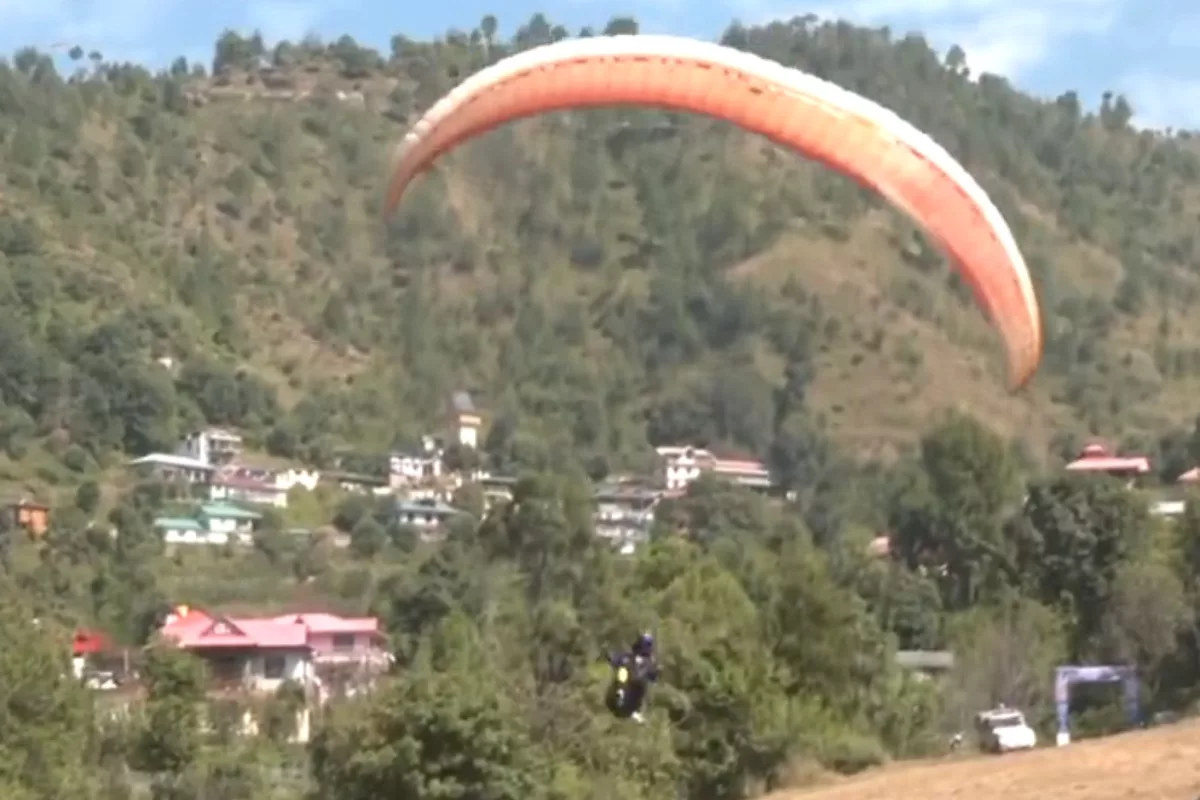 Himachal Guv inaugurates Shimla Flying Festival and Hospitality Expo-2024