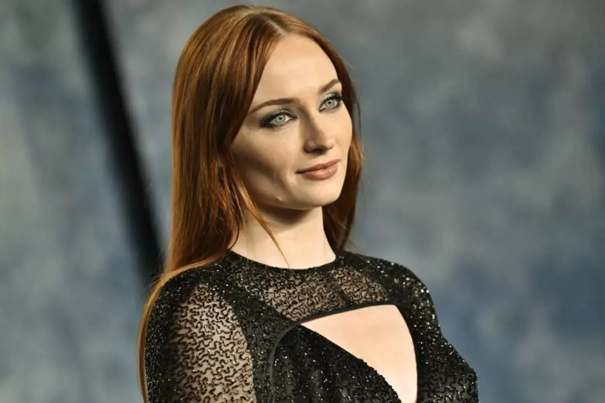 Sophie Turner opens up about single motherhood