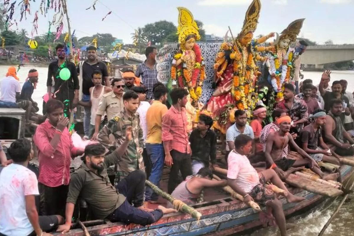 Odisha villages bid adieu to ‘Maa Durga’ in boat procession