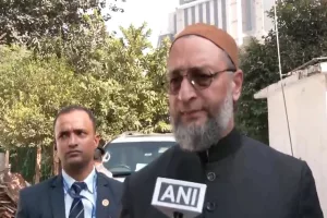 ‘PM Modi too sends chaddar there…’, Owaisi slams BJP-RSS over Ajmer Sharif dargah suit