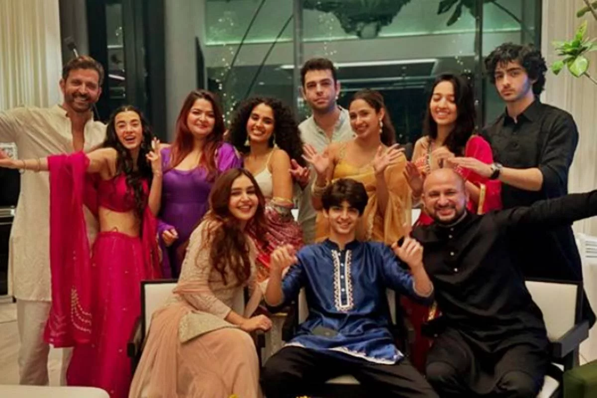 Hrithik Roshan celebrates Diwali with Saba Azad and family