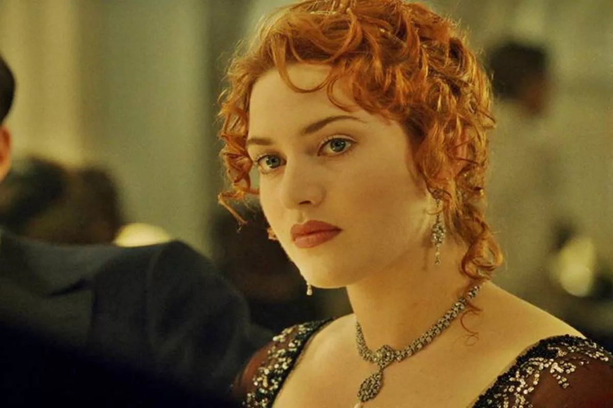 Kate Winslet reunites with ‘Titanic’ violinist on ‘Lee’ set