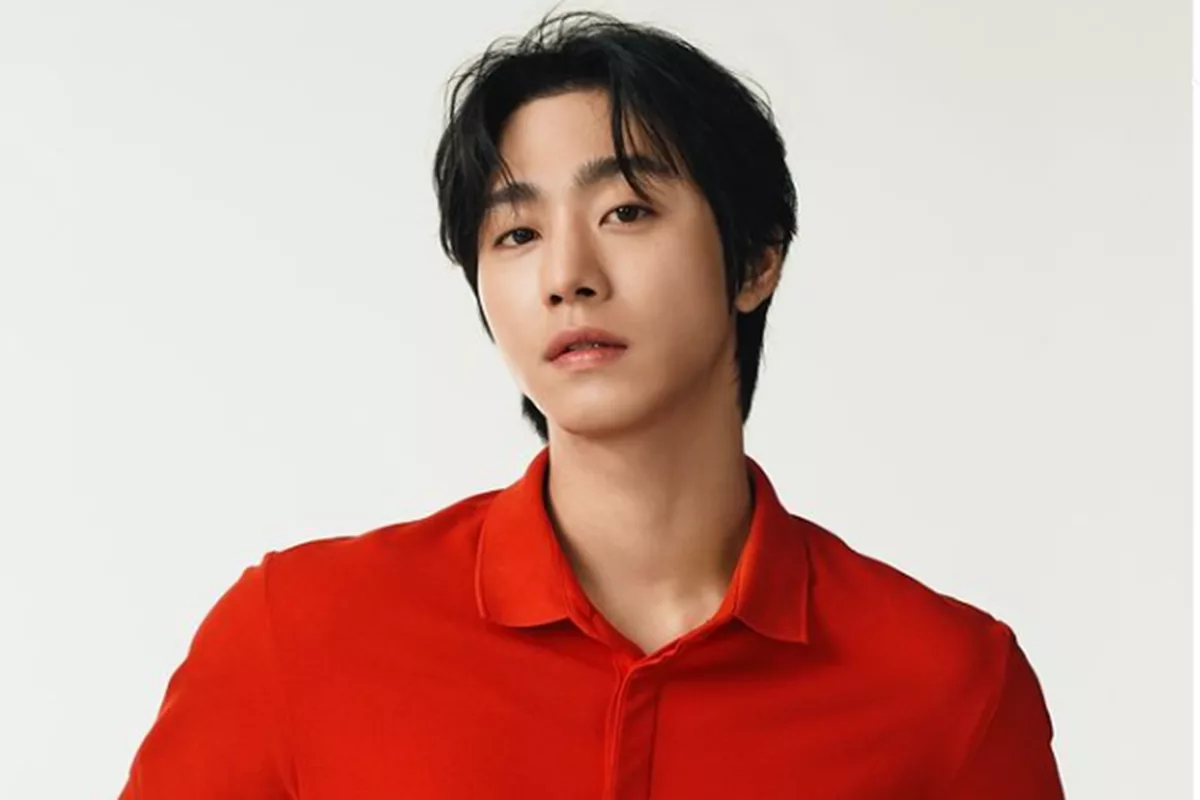 Ahn Hyo Seop considers headlining new rom-com