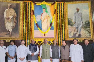 PM Modi, Kharge, Rahul pay homage to Indira Gandhi on her birth anniversary