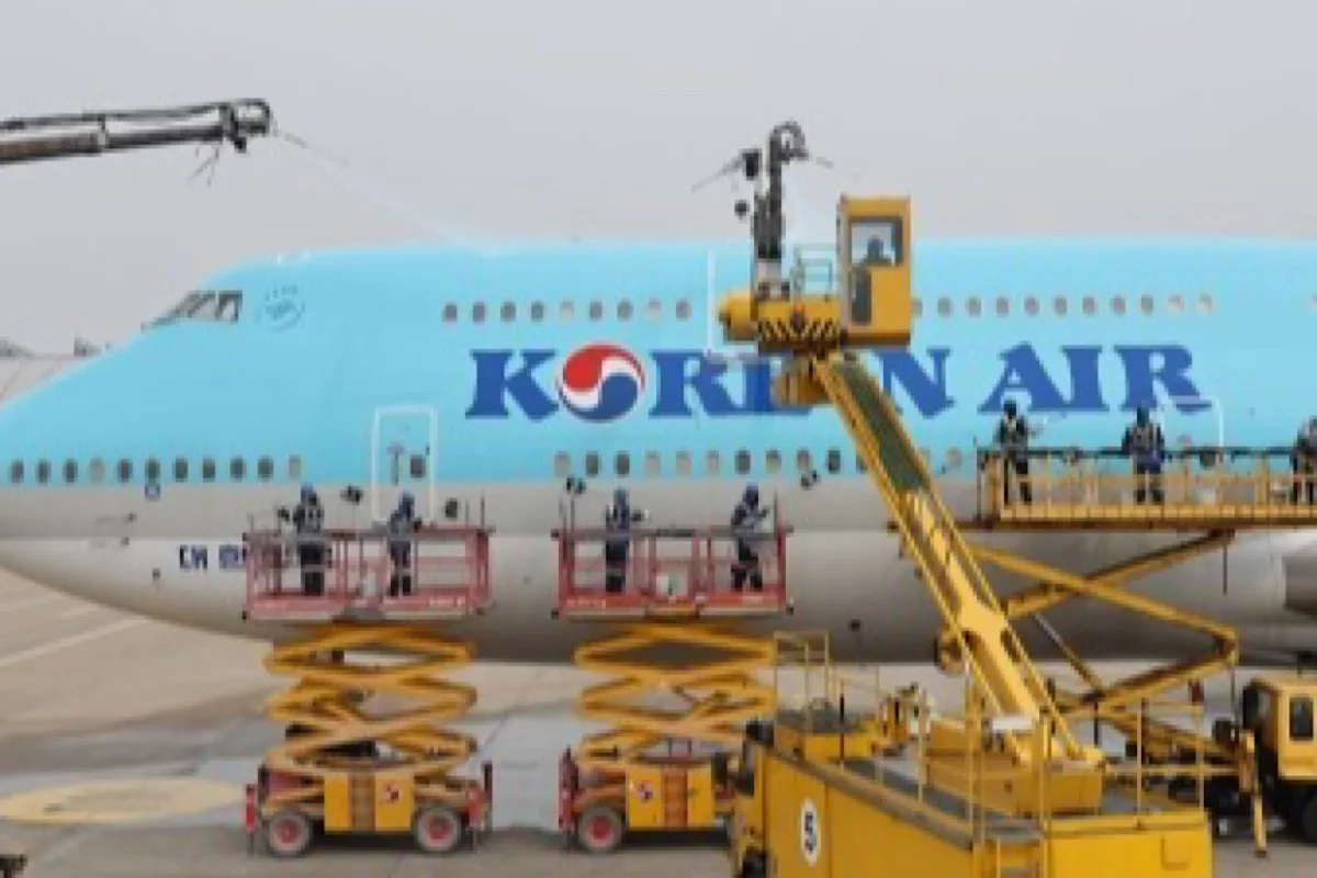 Korean Air completes Asiana takeover, integrating it as subsidiary