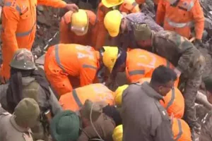 Death toll in Punjab building collapse rises to two