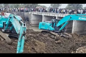 Three labourers killed as slab of under-construction bridge collapses in MP’s Budhni