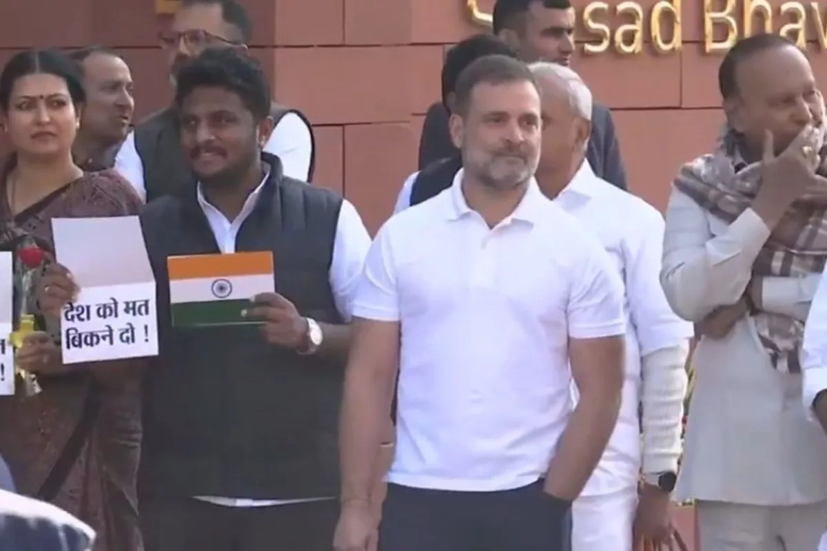 Rahul gives Tiranga, rose to Rajnath Singh in Opposition’s unique protest against govt in Parliament