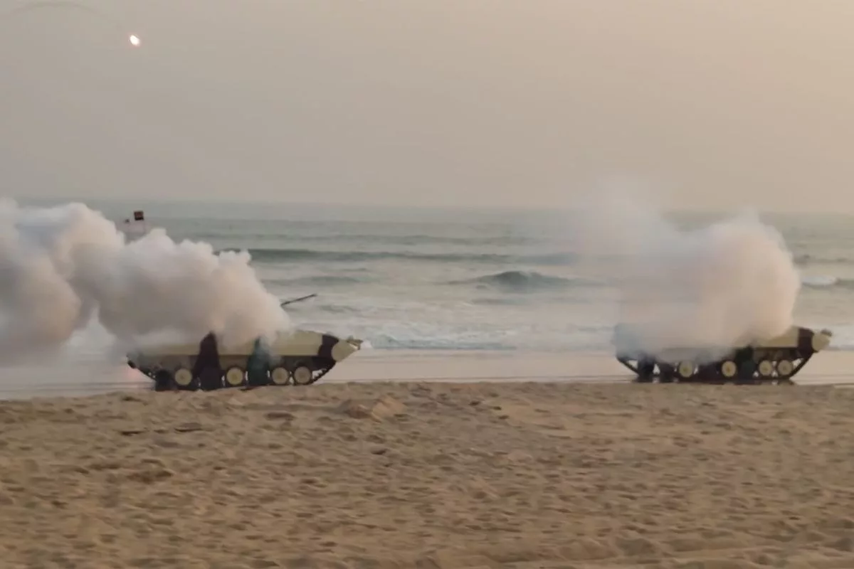 Puri coast turns into virtual warzone as Indian Navy showcases its combative skill