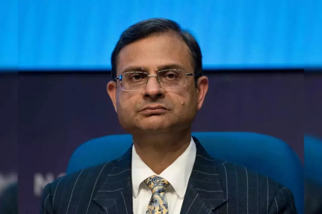 RBI Guv, Sanjay Malhotra, Takes Over