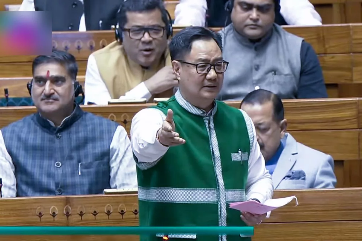 Rijiju hits out at Cong for attacking, changing Constitution