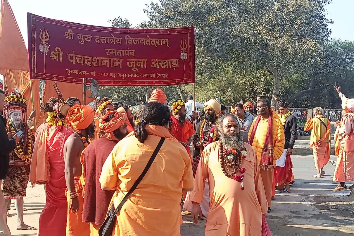 Shri Panchdashnam Juna Akhara makes a grand entry into Mahakumbh Nagar