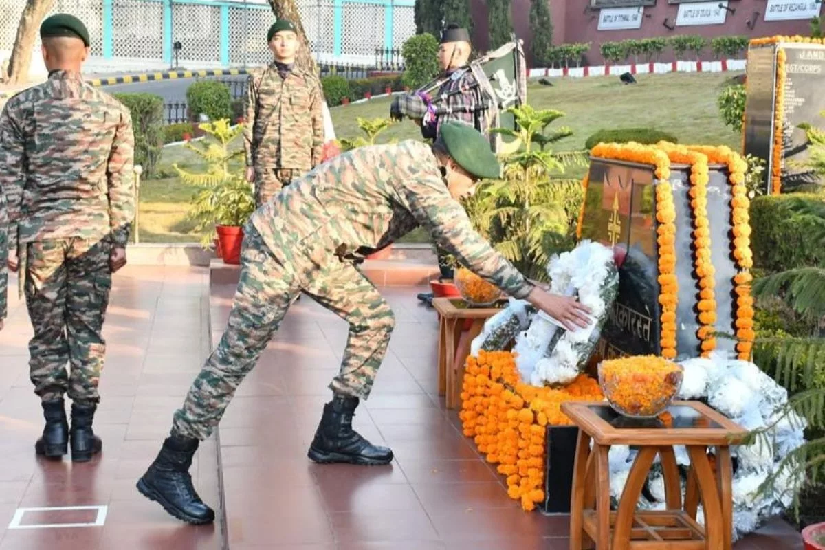 ‘Vijay Diwas’ observed across J-K, Ladakh to celebrate India’s victory over Pak in 1971 war