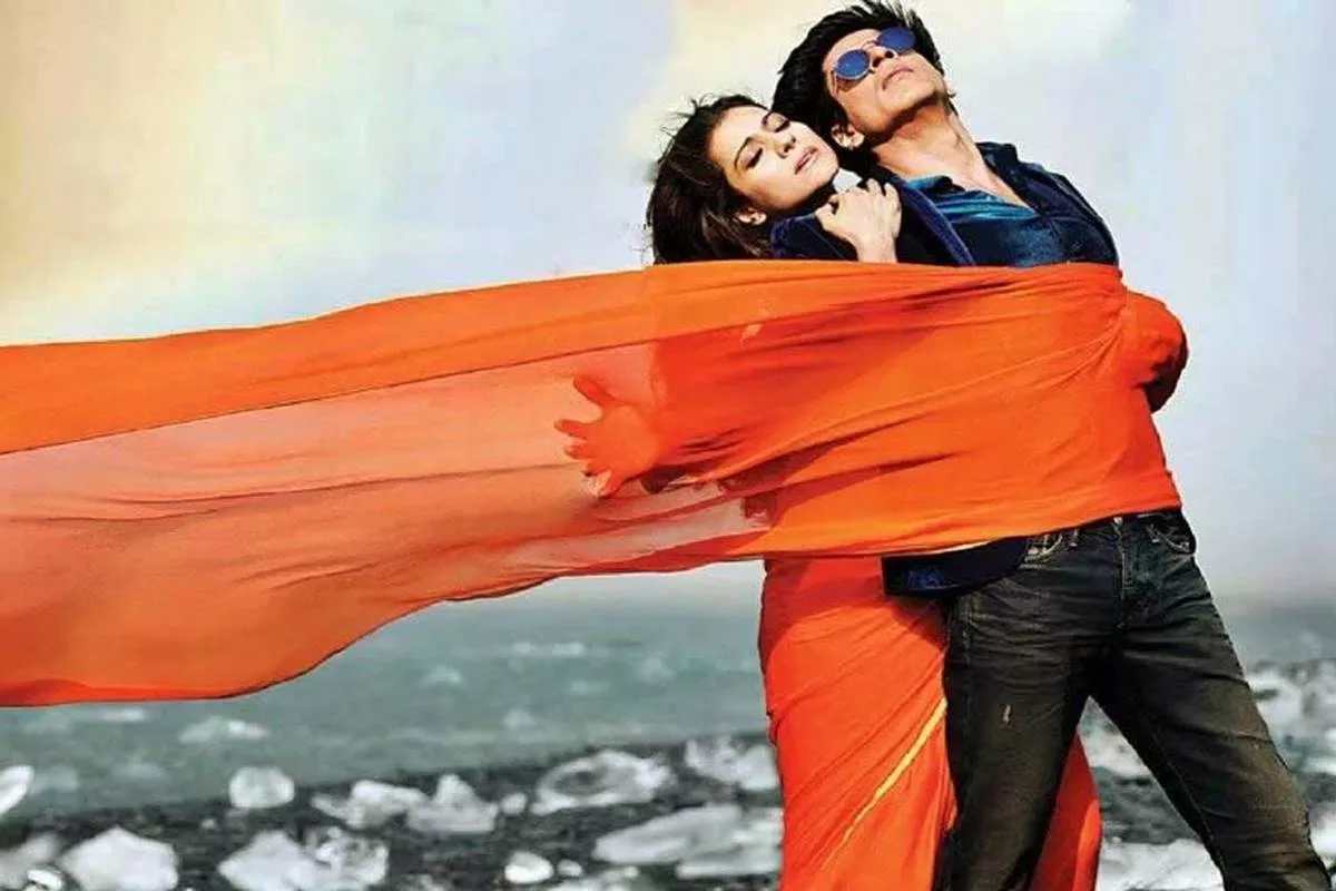 Kajol drops stunning ‘Dilwale’ BTS pics with Shah Rukh on film’s 9th Anniversary