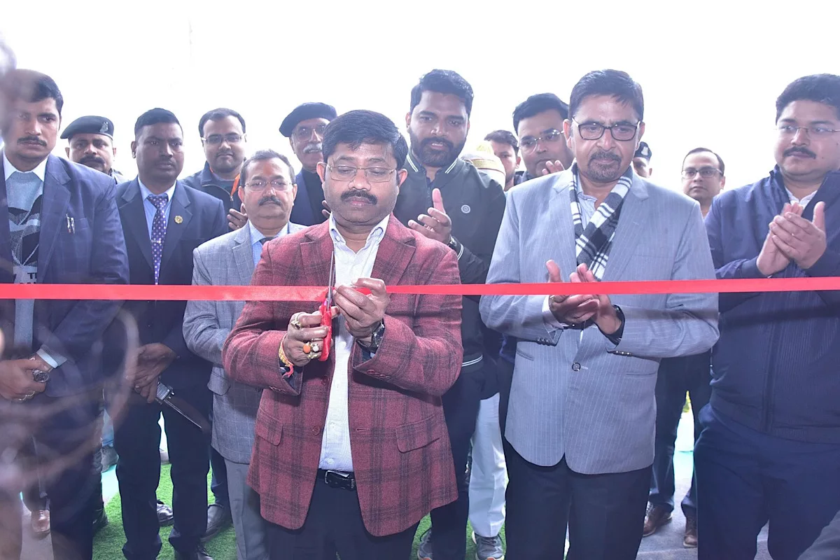 Minister inaugurates ‘Invest UP Pavilion’ at Mahakumbh-2025