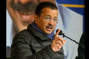 Kejriwal raises 7-point demands from Centre for middle class