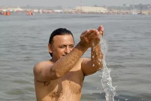 Akhilesh Yadav takes holy dip at Mahakumbh for ‘harmony and tolerance’