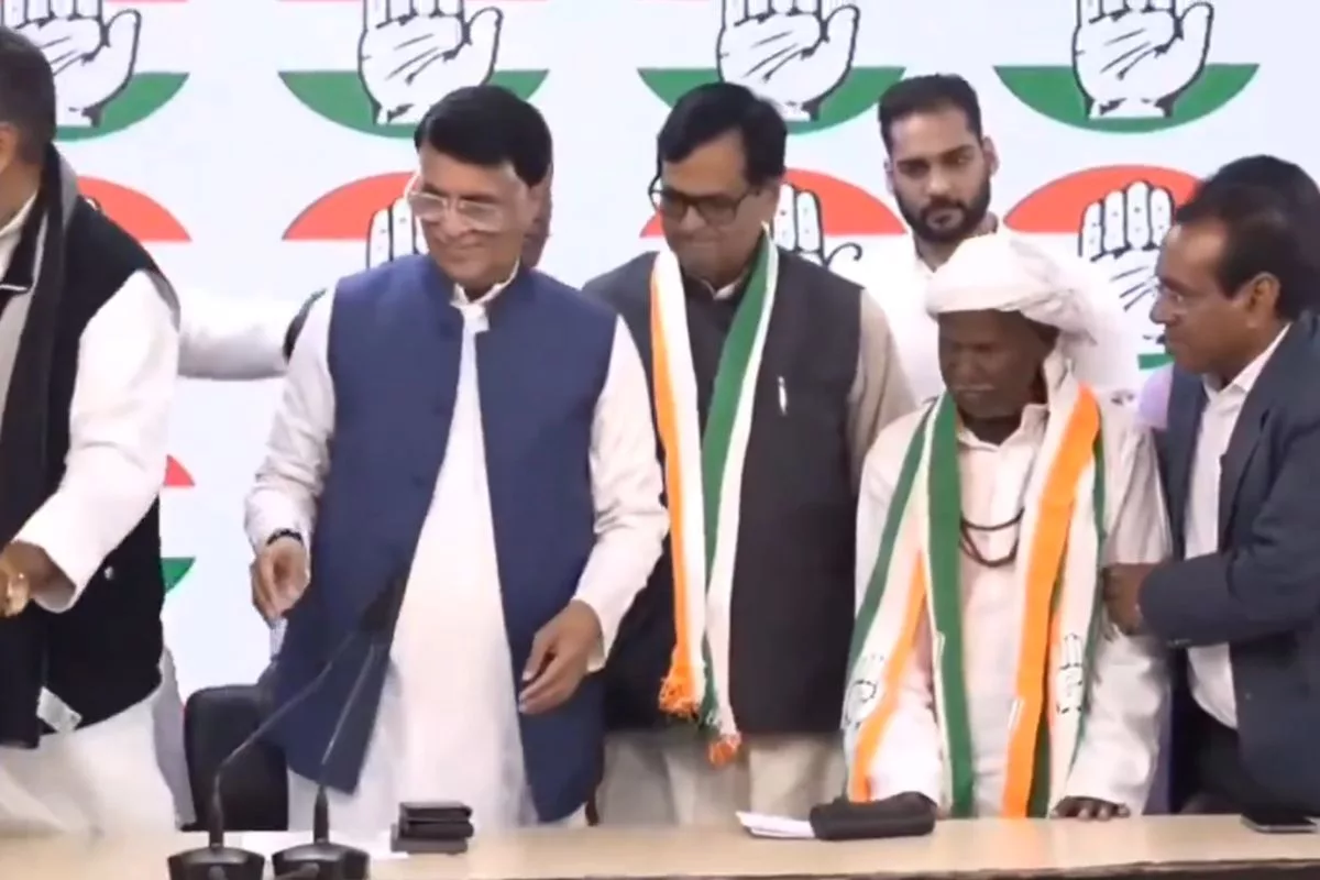 Ali Anwar Ansari, Bhagirath Manjhi join Congress