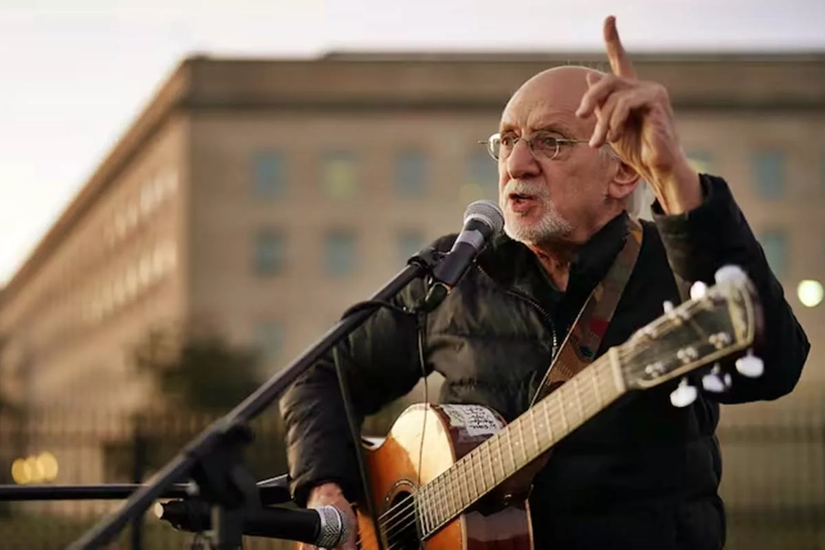 Peter Yarrow, folk icon and member of Peter, Paul and Mary, dies at 86