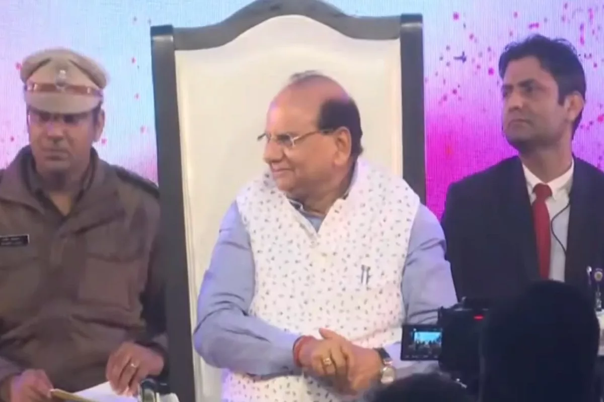 Delhi LG felicitates officials for exceptional contributions to Delhi, LS polls process