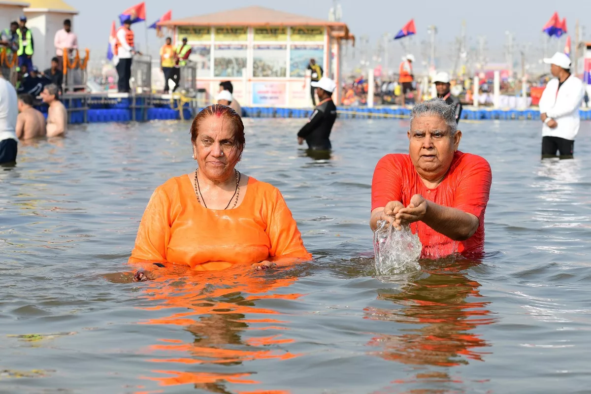 I’m blessed, says Vice President after taking a holy dip in Triveni Sangam