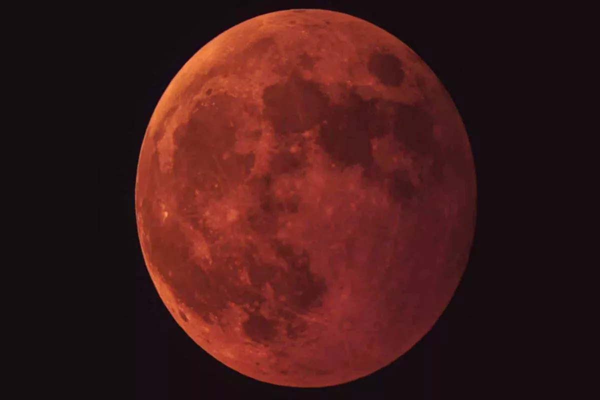 Lunar Eclipse 2025: Epic total eclipse to occur on THIS date – Here’s how to watch!