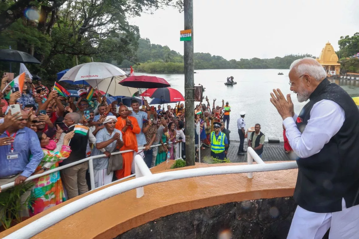 PM Modi visits sacred Ganga Talao in Mauritius