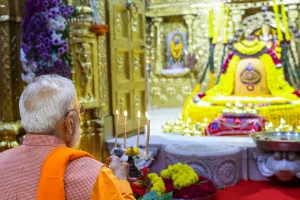 On a visit to Gujarat, PM Modi offers prayers at Somnath Temple