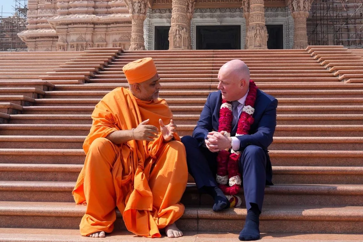 New Zealand PM Christopher Luxon visits Akshardham temple