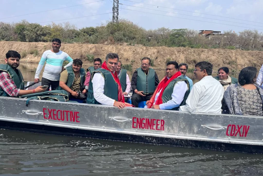 Najafgarh Drain, Delhi, Delhi PWD Minister, Parvesh Verma, Civic Woes