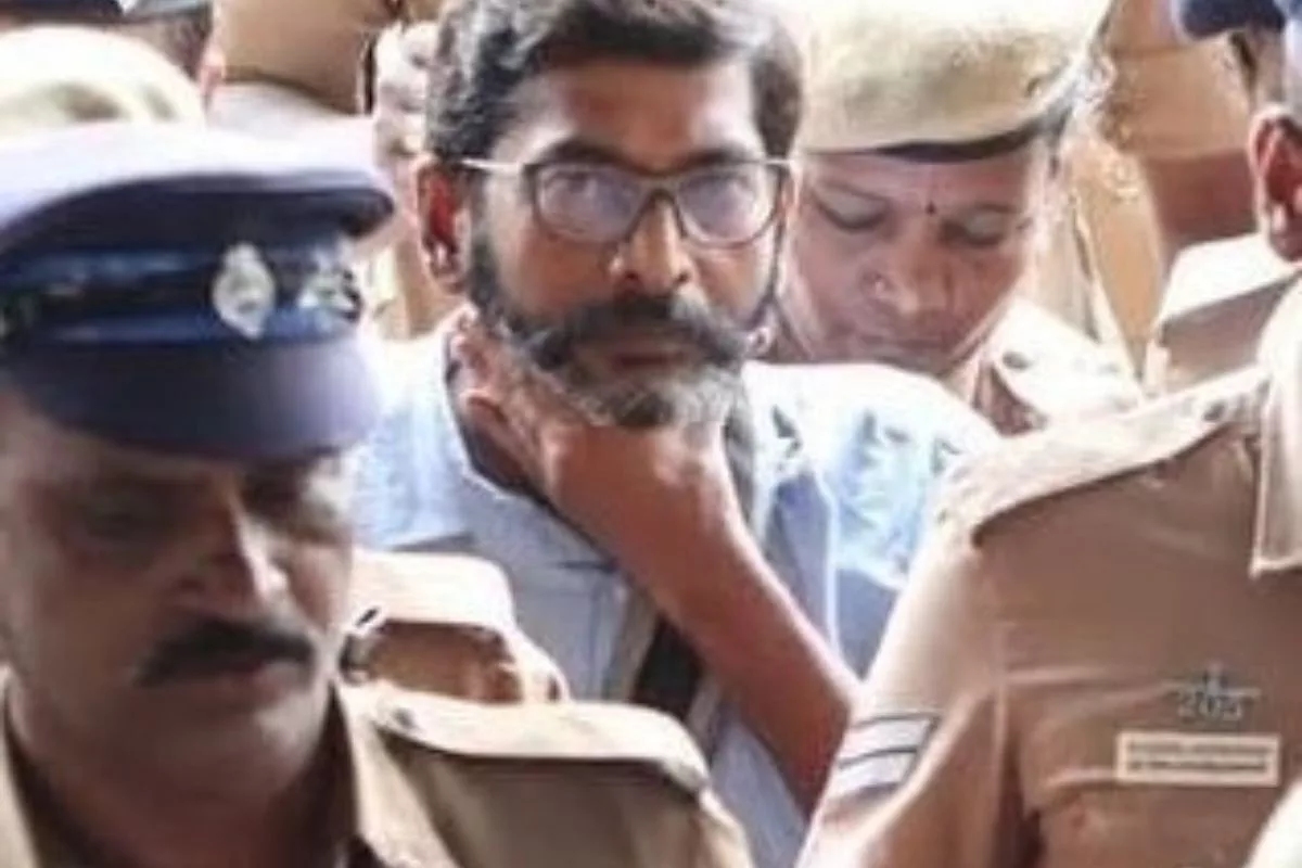 DMK critic ‘Savukku’ Shankar’s house vandalised by sanitation workers