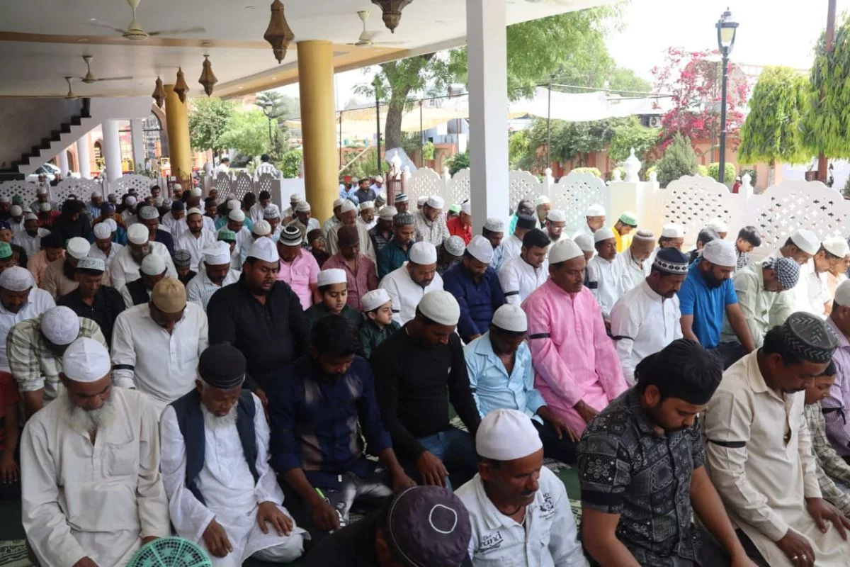 Prayers on the last Friday before Eid passes off peacefully in UP