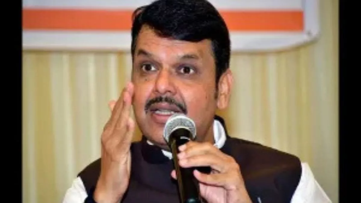 Fadnavis rejects Sanjay Raut’s claim on PM’s retirement