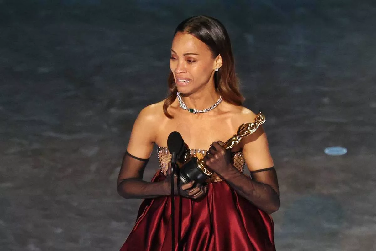 Zoe Saldana makes Oscar history with powerful tribute to immigrant roots