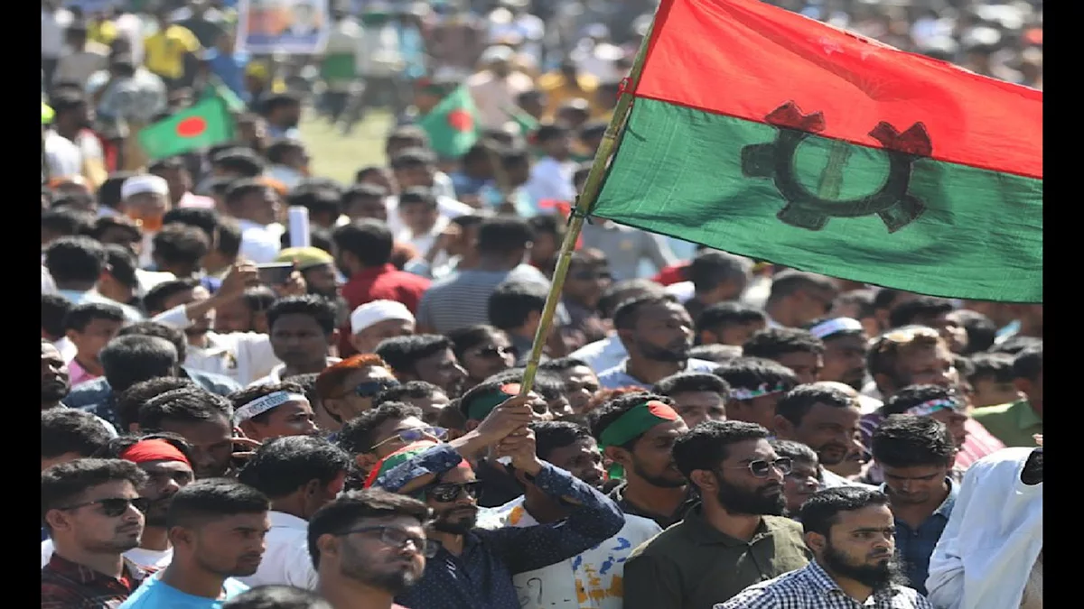 Bangladesh: BNP block roads protesting death of its leader