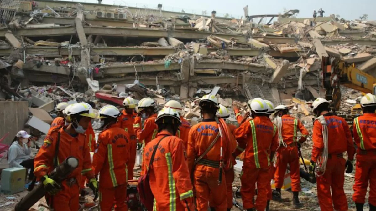 Myanmar: military junta declares temporary ceasefire amid massive earthquake