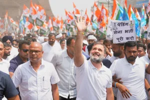 Rahul Gandhi joins Kanhaiya Kumar’s ‘Palayan Roko Naukari Do Yatra’ in Bihar’s Begusarai