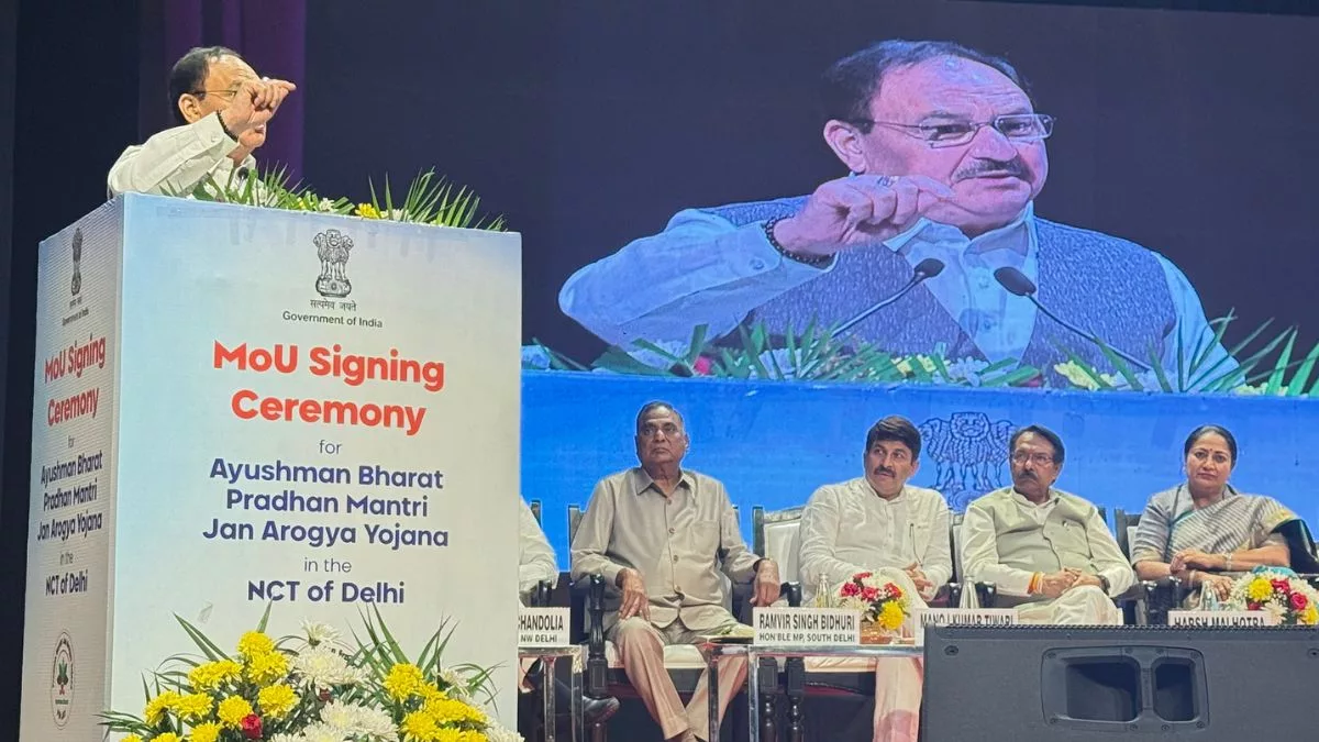 Delhi Govt signs MoU with Centre to roll out Ayushman Bharat Scheme in the capital