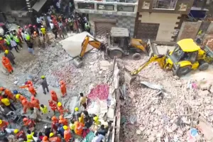 Tragedy strikes as multi-storey building collapses in Mustafabad; 4 dead